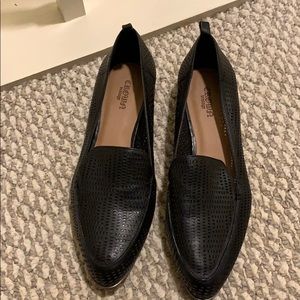 Crown vintage black flats